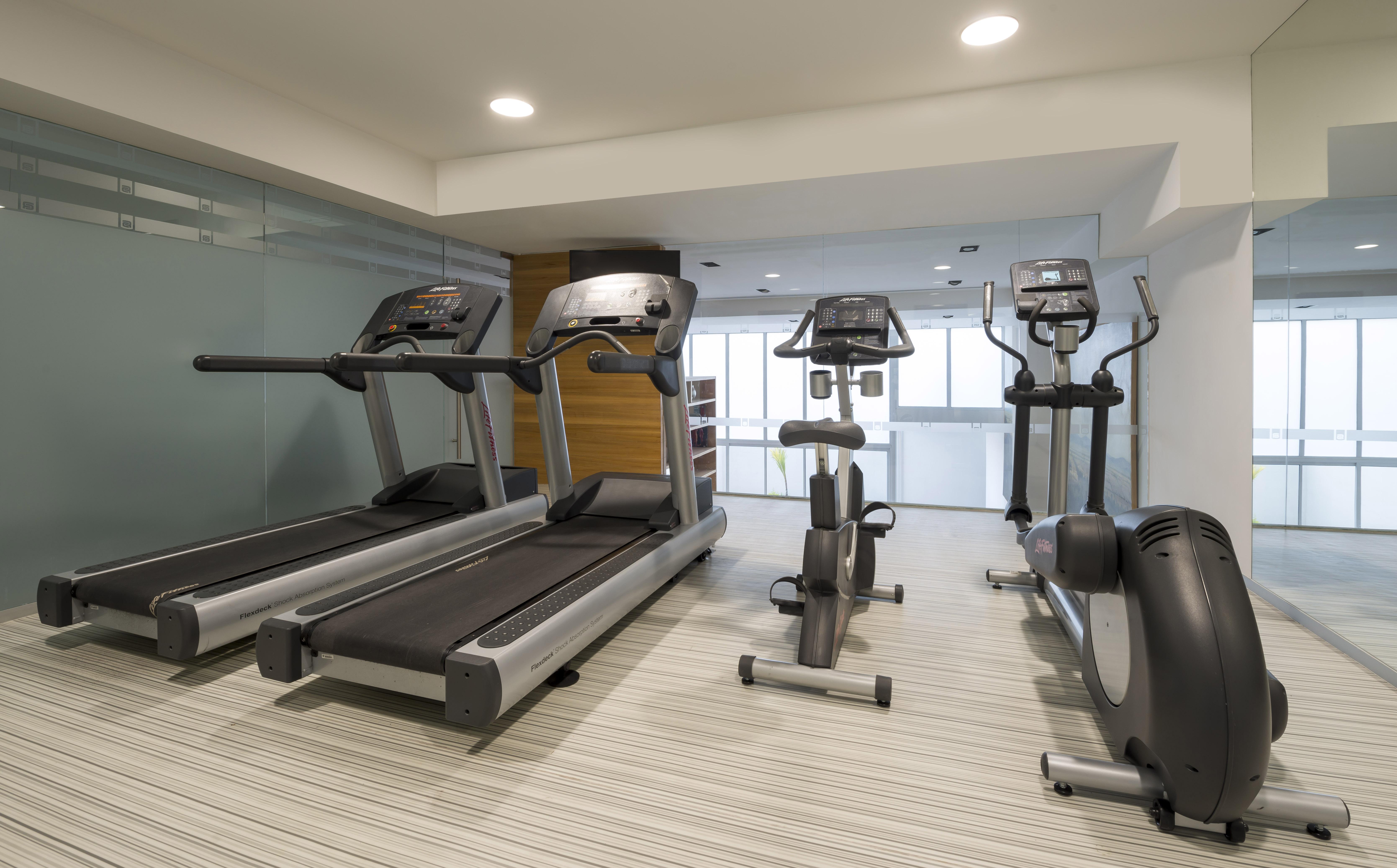 Hotel Camino Real Puebla Angelopolis Extérieur photo A gym