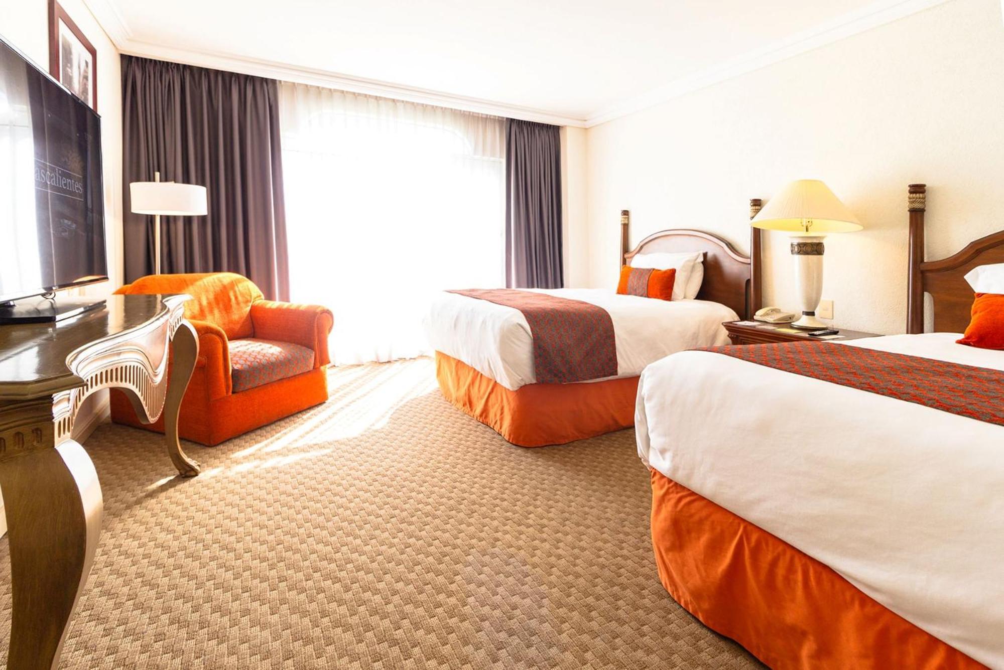 Hotel Camino Real Puebla Angelopolis Extérieur photo A room at the Hilton Garden Inn